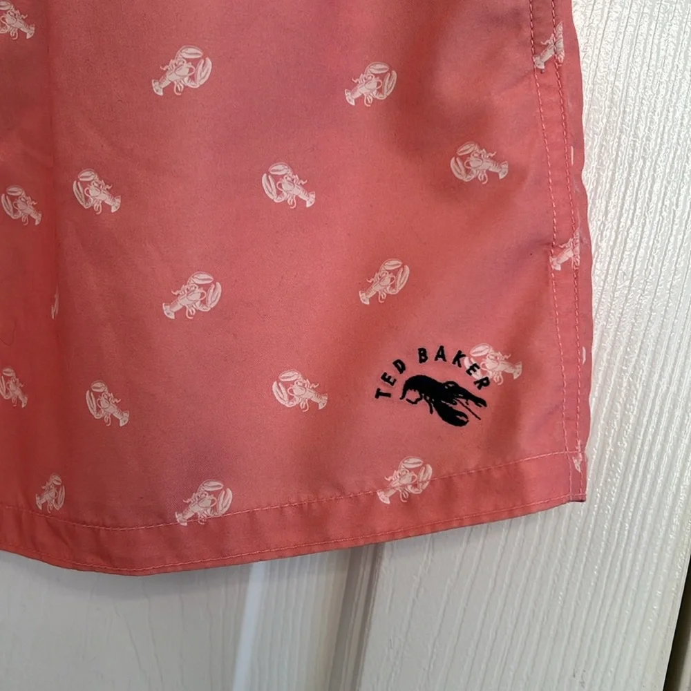 TED BAKER Lobster-Print Swim Trunks men’s size L/XL